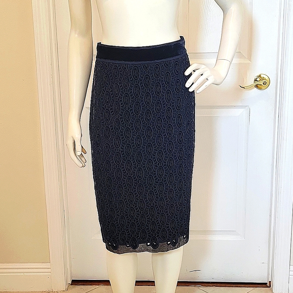 Elie Tahari Navy Blue Lace Midi Pencil Skirt
